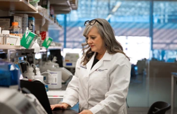 Julie Ledford in the lab.